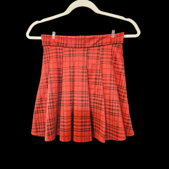 Windsor Red & Black Plaid Skater Skirt Size Small - Picture 1 of 5